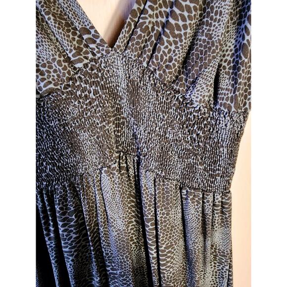 KHUSH Effortless Chic Lumiere Maxi Dress Blue Animal Print Small Double Slit - Picture 7 of 10